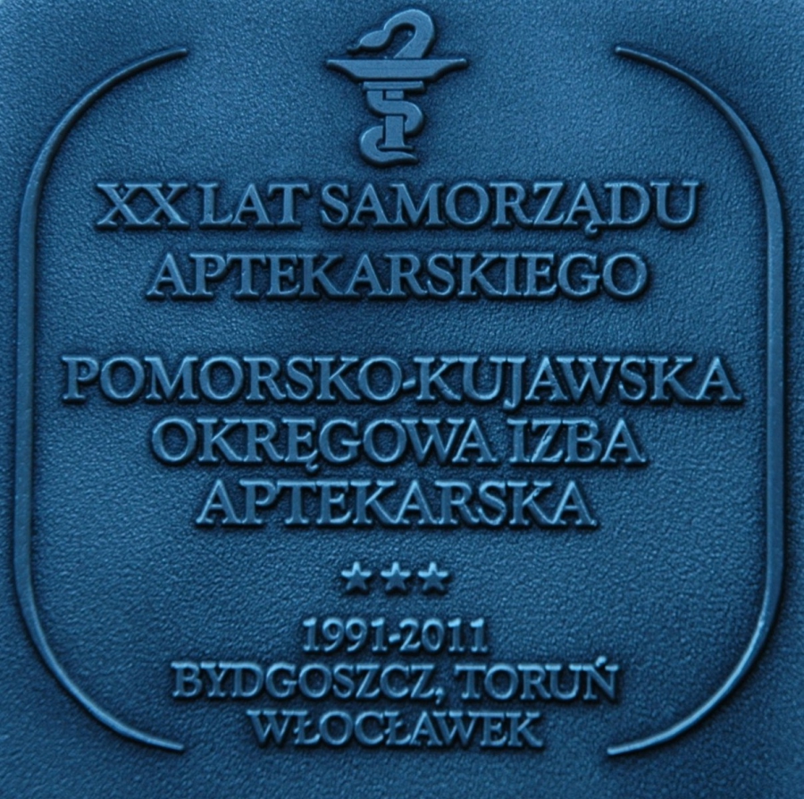 Wiktor Napióra uhonorowany Medalem 20-lecia Samorządu Aptekarskiego (2011r.)